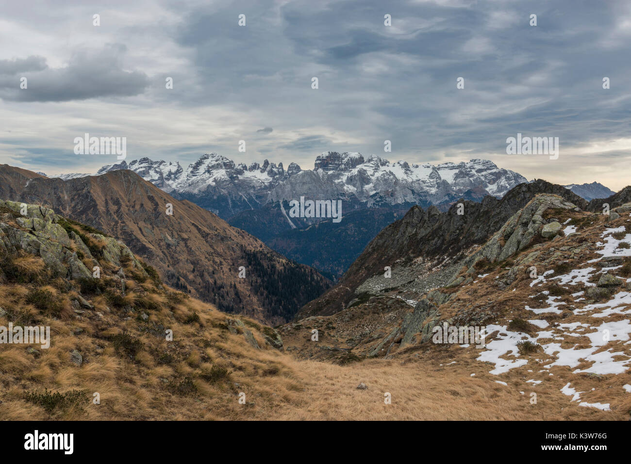 Italien, Trentino Alto Adige, Adamello Brenta Park, Brenta Gruppe Blick von Nambrone vally. Stockfoto