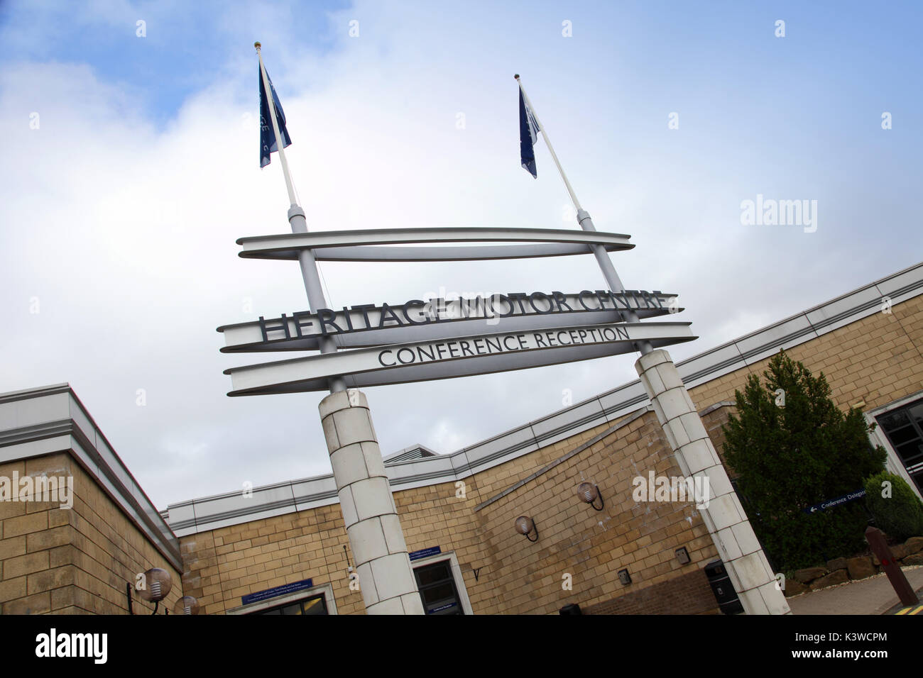 Zeichen außerhalb des Heritage Motor Centre in Gaydon, Warwickshire, Konferenzzentrum, Motor Museum, Research Establishment. Stockfoto