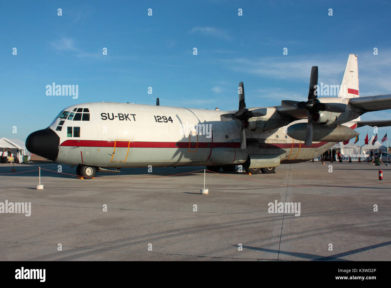 Militärische Luftfahrt. Ägyptische Luftwaffe C-130 Hercules Transportflugzeug Stockfoto