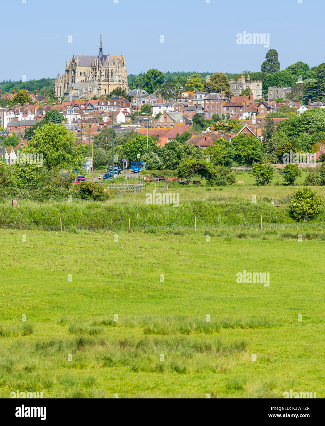 Hochformat von der kleinen Marktstadt Arundel in der Arun tal Landschaft in Arundel, West Sussex, England, UK. Stockfoto