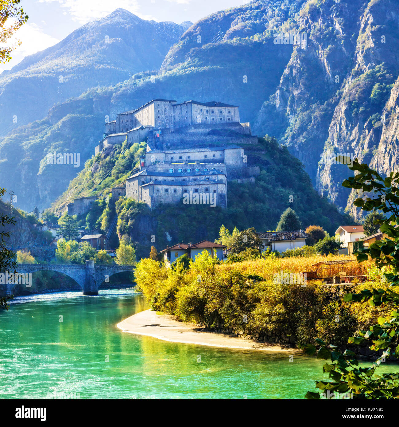 Beeindruckend Bard schloss, Valle d'Aosta, Italien. Stockfoto
