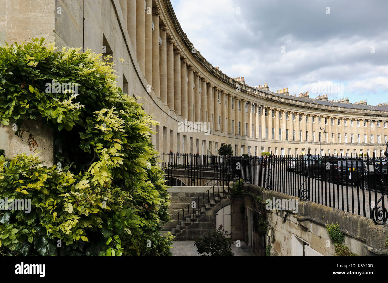 18. Jahrhundert Georgische Architektur des Royal Crescent, City of Bath, Somerset, England, Großbritannien. Ein UNESCO-Weltkulturerbe. Stockfoto