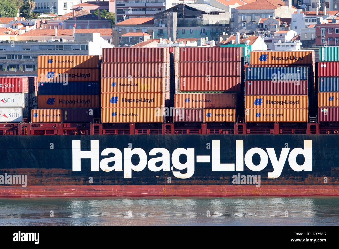 Hapag Lloyd Cargo Container Shipping Line Stockfotografie - Alamy