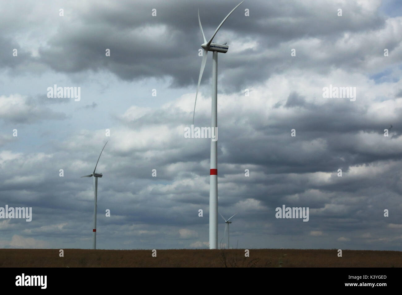 Die Windenergieanlagen Stockfoto