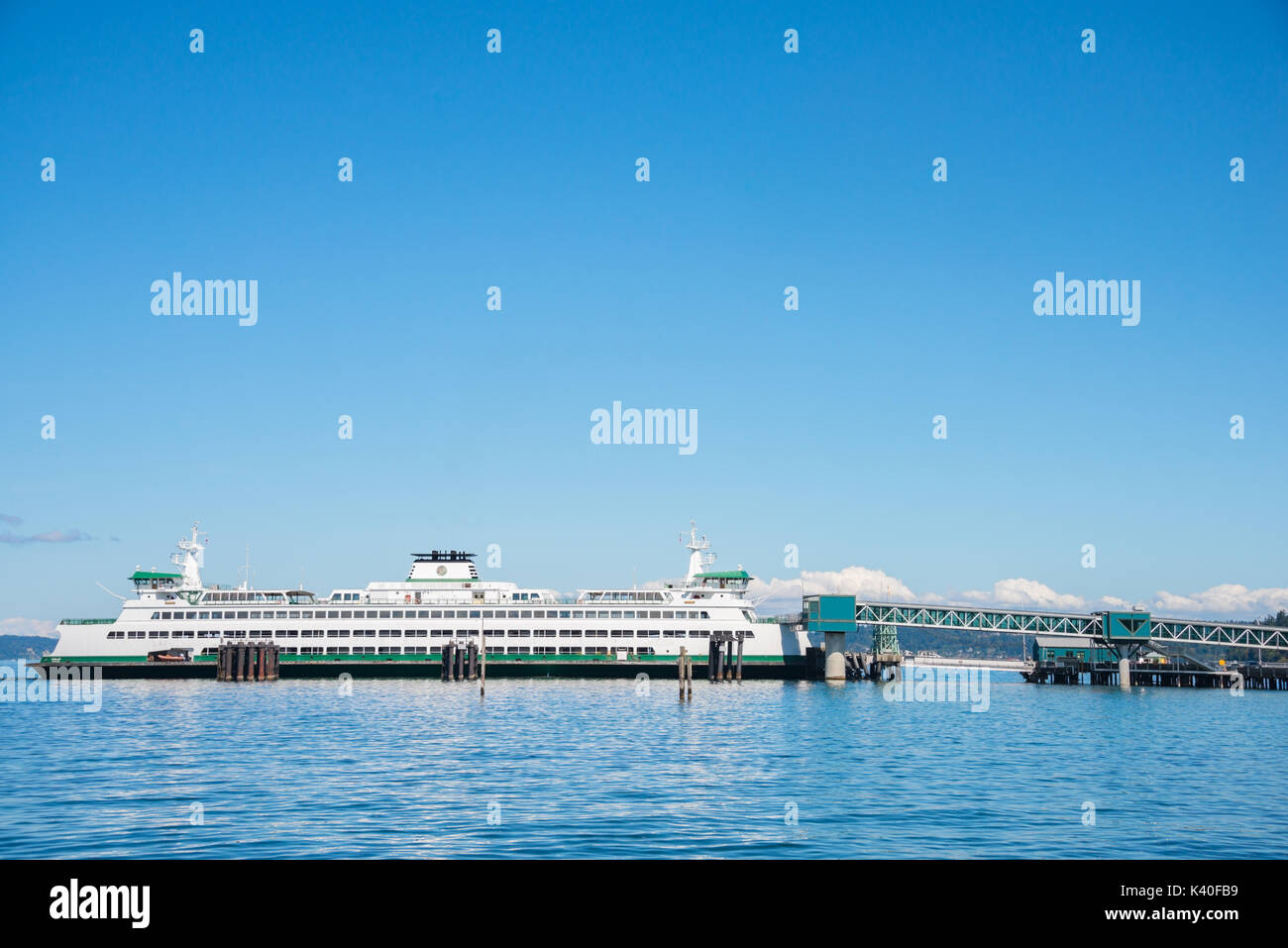 Washington State Car Ferry am Dock Edmonds Washington Stockfoto