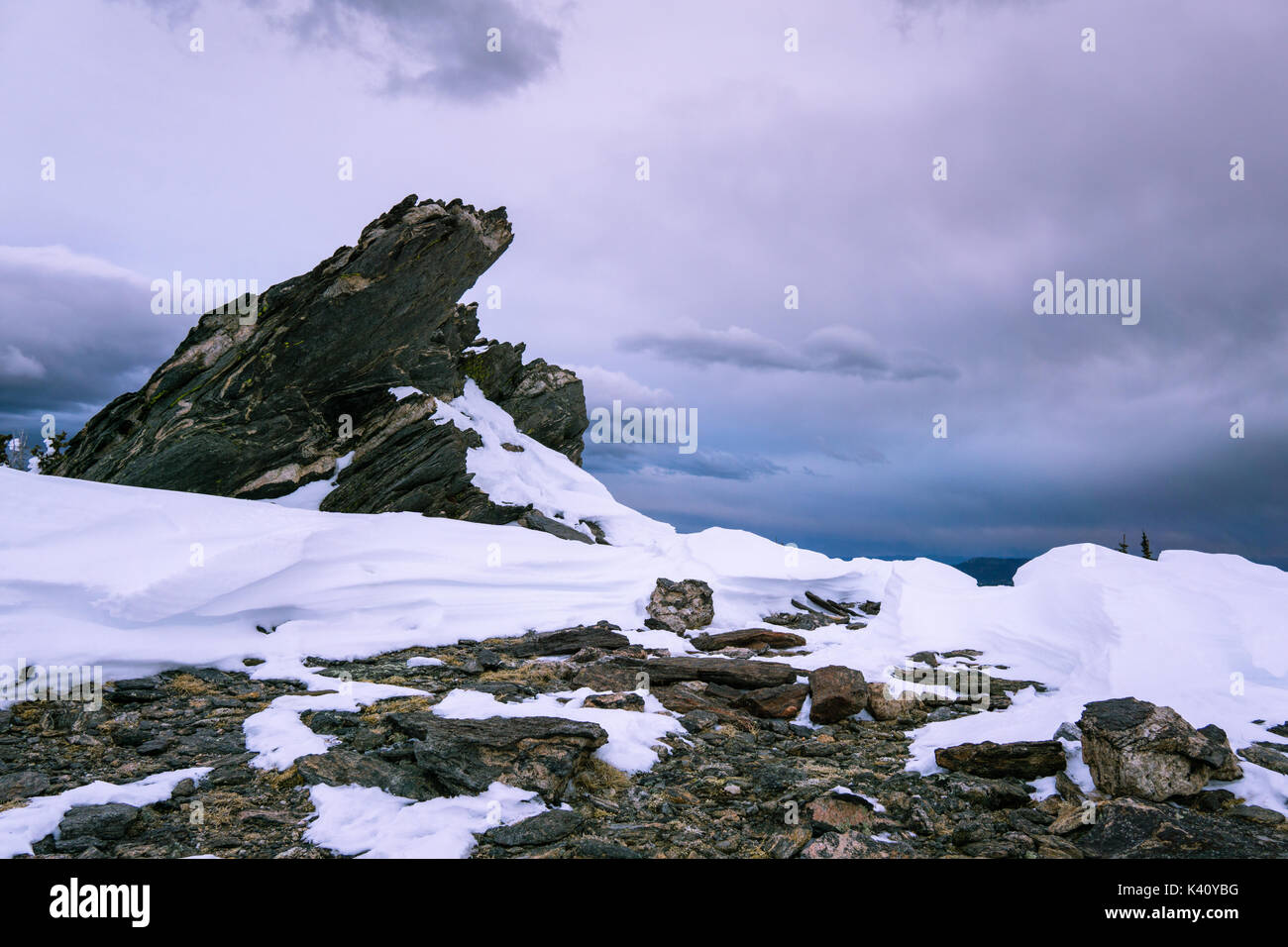 Eine Felsformation in der Nähe der Oberseite der Chief Mountain in Colorado's Front Range. Stockfoto