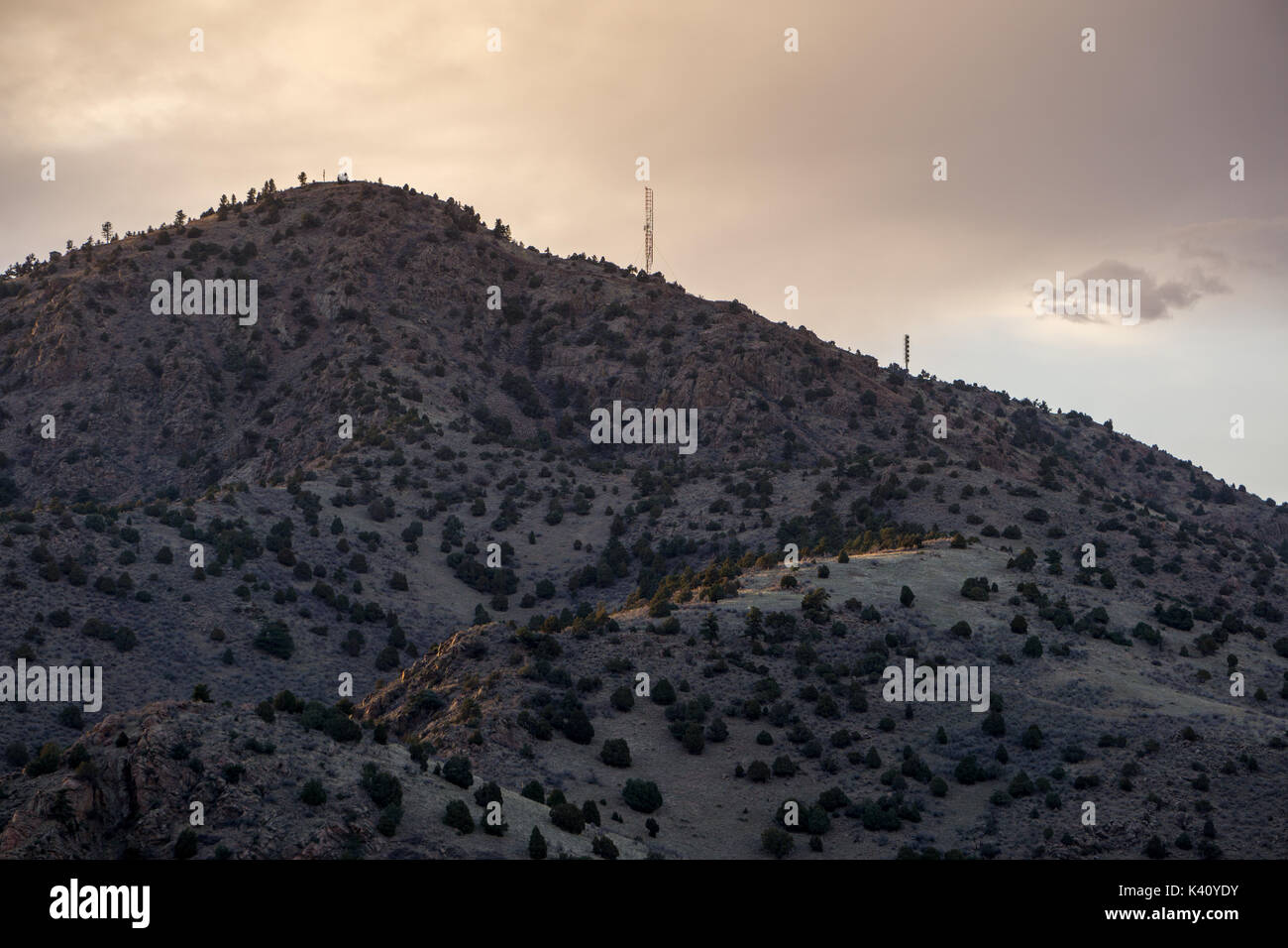 Den Hintergrund für Red Rocks Amphitheater, Mount Morrison ist westlich von Denver, Colorado, in der Nähe von Morrison. Stockfoto