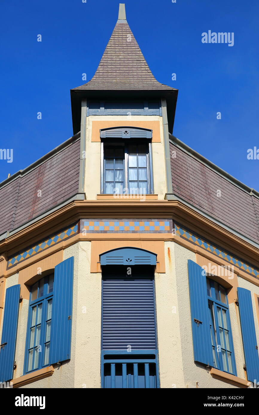 WIMEREUX, Frankreich - 28. AUGUST 2017: Eine traditionelle und bunten Haus, Cote d'Opale, Pas-de-Calais, Ile-de-France Stockfoto