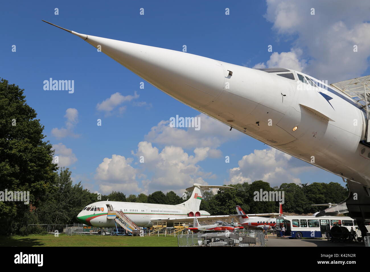 BA Concorde (1974, G-BBDG) und Sultan von Oman's Vickers VC10, Brooklands Museum, Weybridge, Surrey, England, Großbritannien, Großbritannien, Großbritannien, Europa Stockfoto