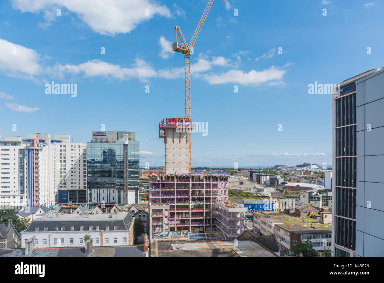 Neue studentische Unterkunft im Bau auf der Bridge Street im Stadtzentrum von Cardiff 2. September 2017 PHILLIP ROBERTS Stockfoto