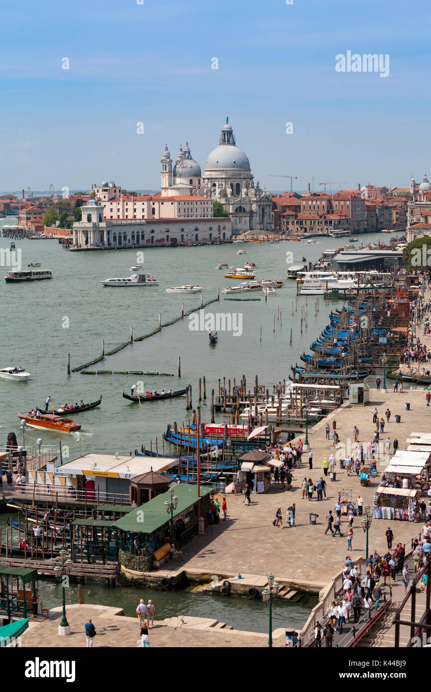 Grand Canal, Venice, Italien. Blick nach Westen zum Becken von San Marco in den Canal Grande. Stockfoto