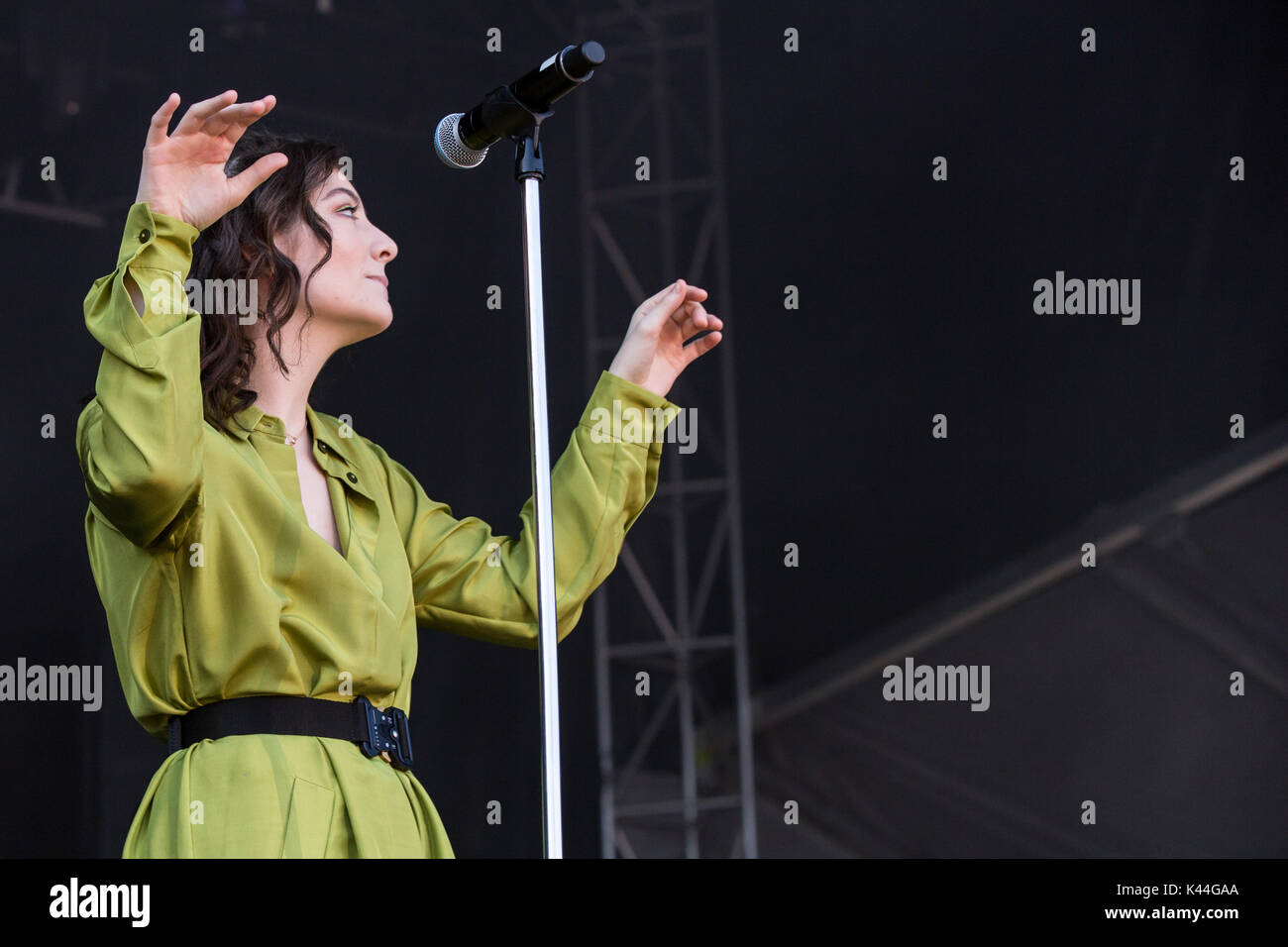 Vancouver, Kanada. 03 Sep, 2017. Vancouver, Kanada. 3. Sep 2017. Neuseeland Singer-Songwriter Lorde durchführen am iHeartRadio Beach Ball an der PNE Amphitheater in Vancouver, BC, Kanada. Credit: Jamie Taylor/Alamy Leben Nachrichten. Stockfoto