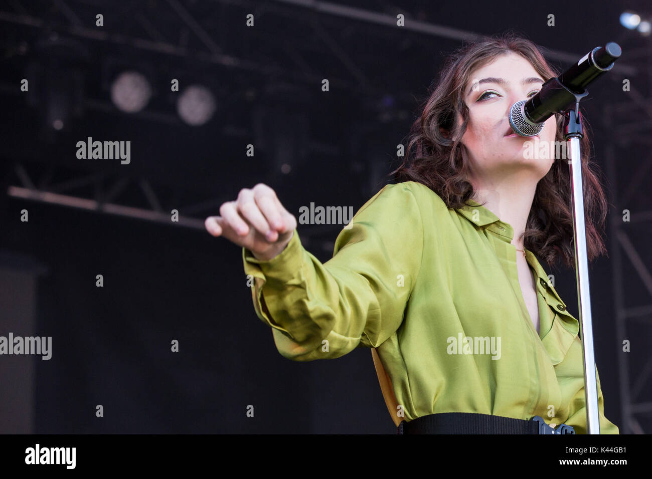 Vancouver, Kanada. 03 Sep, 2017. Vancouver, Kanada. 3. Sep 2017. Neuseeland Singer-Songwriter Lorde durchführen am iHeartRadio Beach Ball an der PNE Amphitheater in Vancouver, BC, Kanada. Credit: Jamie Taylor/Alamy Leben Nachrichten. Stockfoto