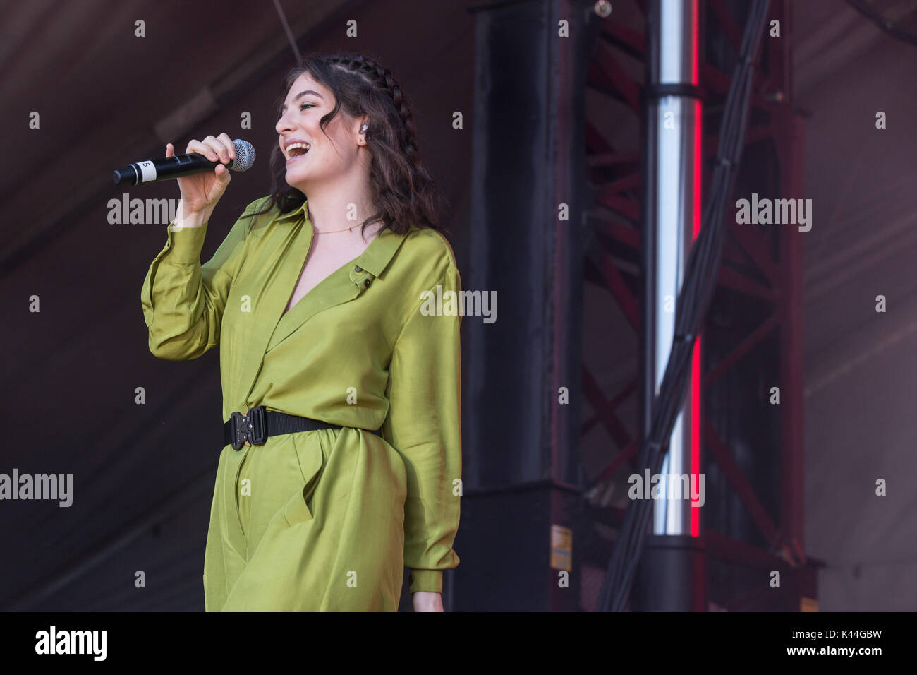 Vancouver, Kanada. 03 Sep, 2017. Vancouver, Kanada. 3. Sep 2017. Neuseeland Singer-Songwriter Lorde durchführen am iHeartRadio Beach Ball an der PNE Amphitheater in Vancouver, BC, Kanada. Credit: Jamie Taylor/Alamy Leben Nachrichten. Stockfoto