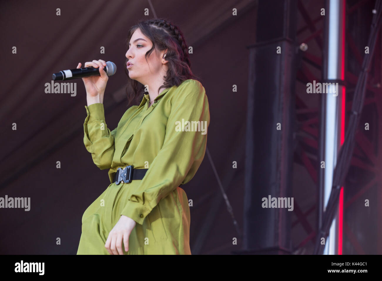 Vancouver, Kanada. 03 Sep, 2017. Vancouver, Kanada. 3. Sep 2017. Neuseeland Singer-Songwriter Lorde durchführen am iHeartRadio Beach Ball an der PNE Amphitheater in Vancouver, BC, Kanada. Credit: Jamie Taylor/Alamy Leben Nachrichten. Stockfoto
