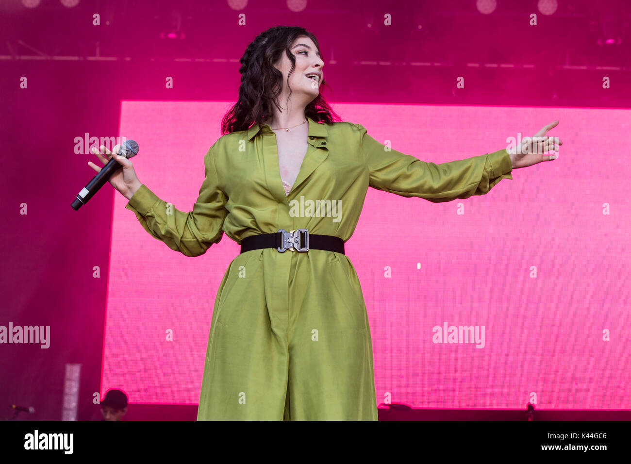 Vancouver, Kanada. 03 Sep, 2017. Vancouver, Kanada. 3. Sep 2017. Neuseeland Singer-Songwriter Lorde durchführen am iHeartRadio Beach Ball an der PNE Amphitheater in Vancouver, BC, Kanada. Credit: Jamie Taylor/Alamy Leben Nachrichten. Stockfoto