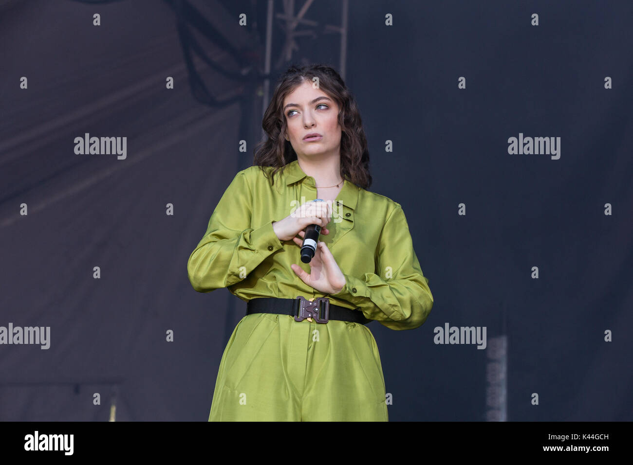 Vancouver, Kanada. 03 Sep, 2017. Vancouver, Kanada. 3. Sep 2017. Neuseeland Singer-Songwriter Lorde durchführen am iHeartRadio Beach Ball an der PNE Amphitheater in Vancouver, BC, Kanada. Credit: Jamie Taylor/Alamy Leben Nachrichten. Stockfoto