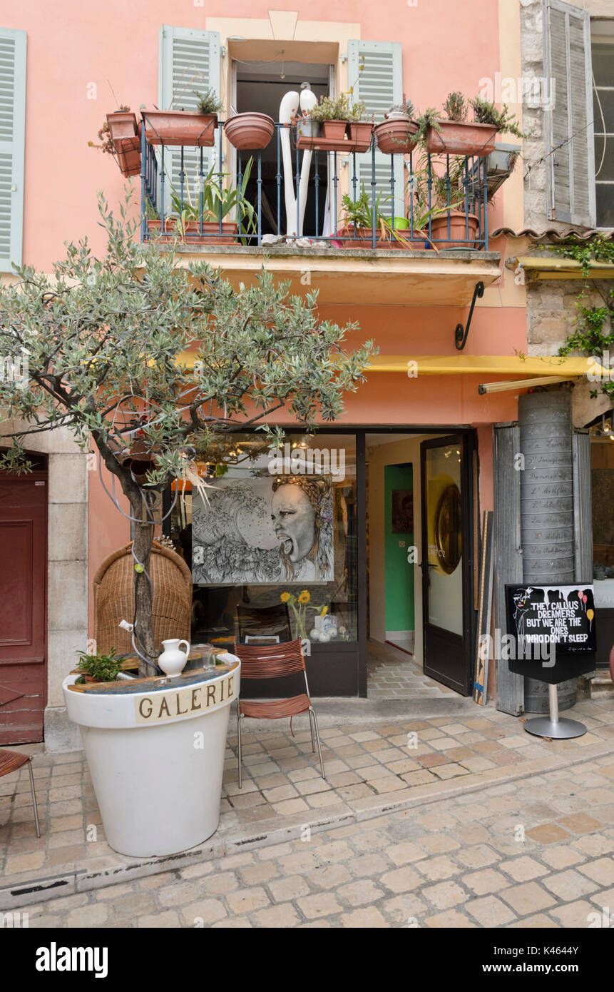 Galerie am Place du Peyra, Vence, Frankreich Stockfoto