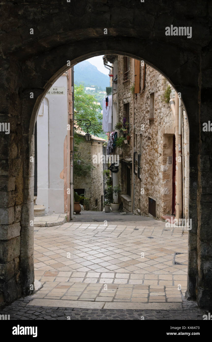 Gasse in der Altstadt, Vence, Frankreich Stockfoto
