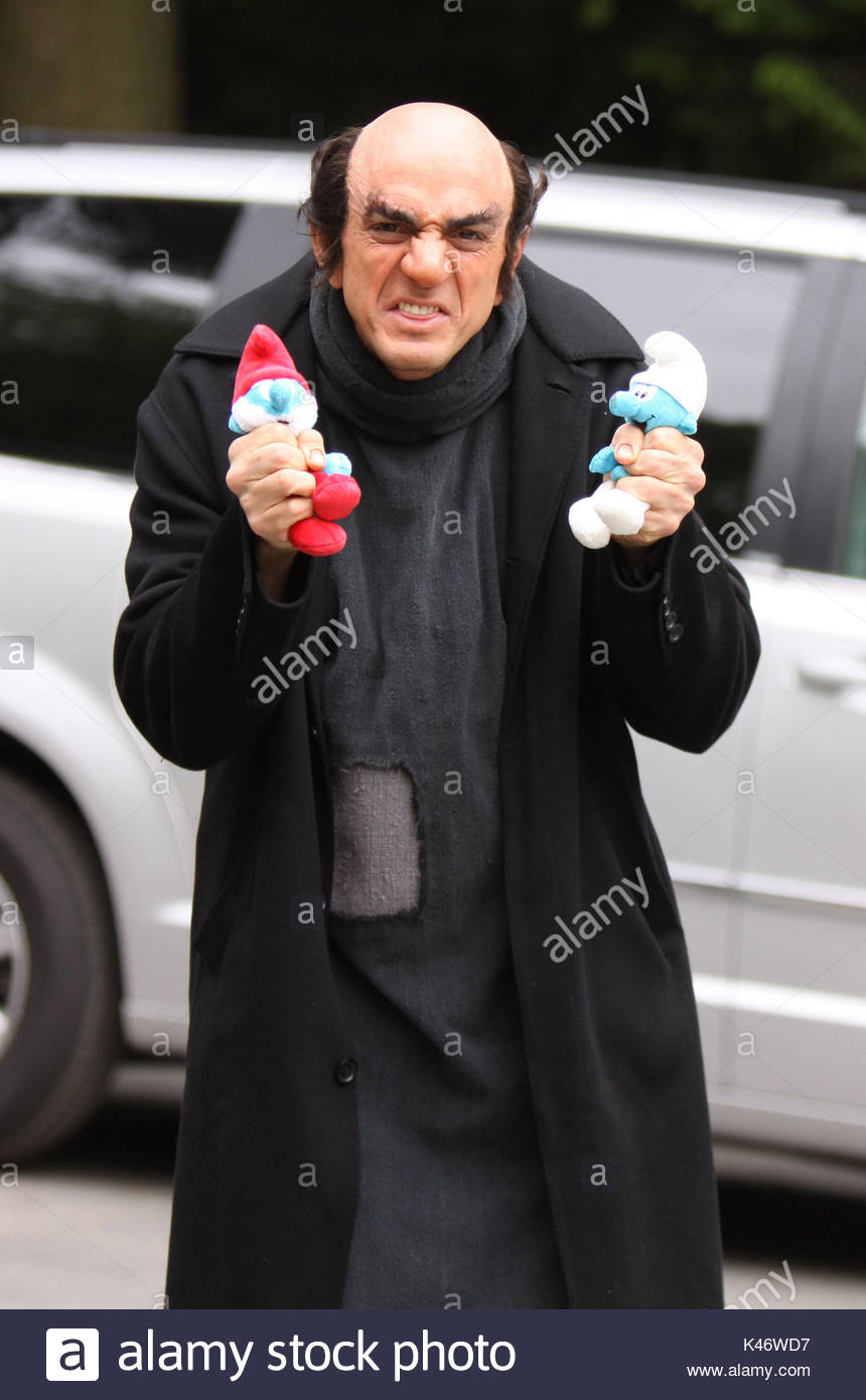 Hank Azaria Hank Azaria Im Kostüm Als Gargamel Am Set Von Die 