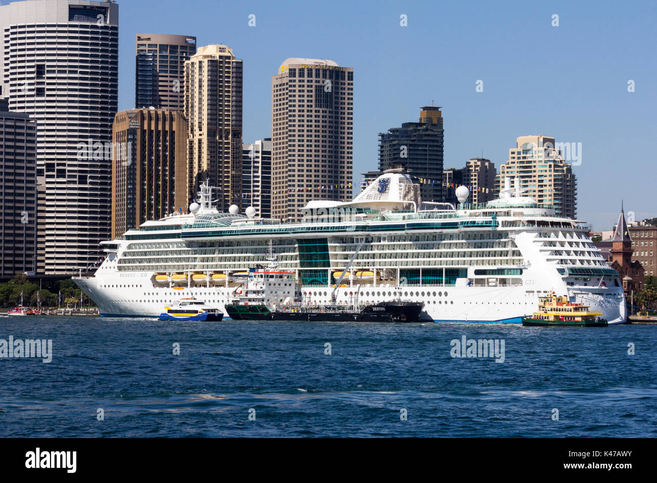Der Royal Carribean International Kreuzfahrtschiff Radiance of the Seas vertäut im Hafen von Sydney, NSW, New South Wales, Australien Stockfoto