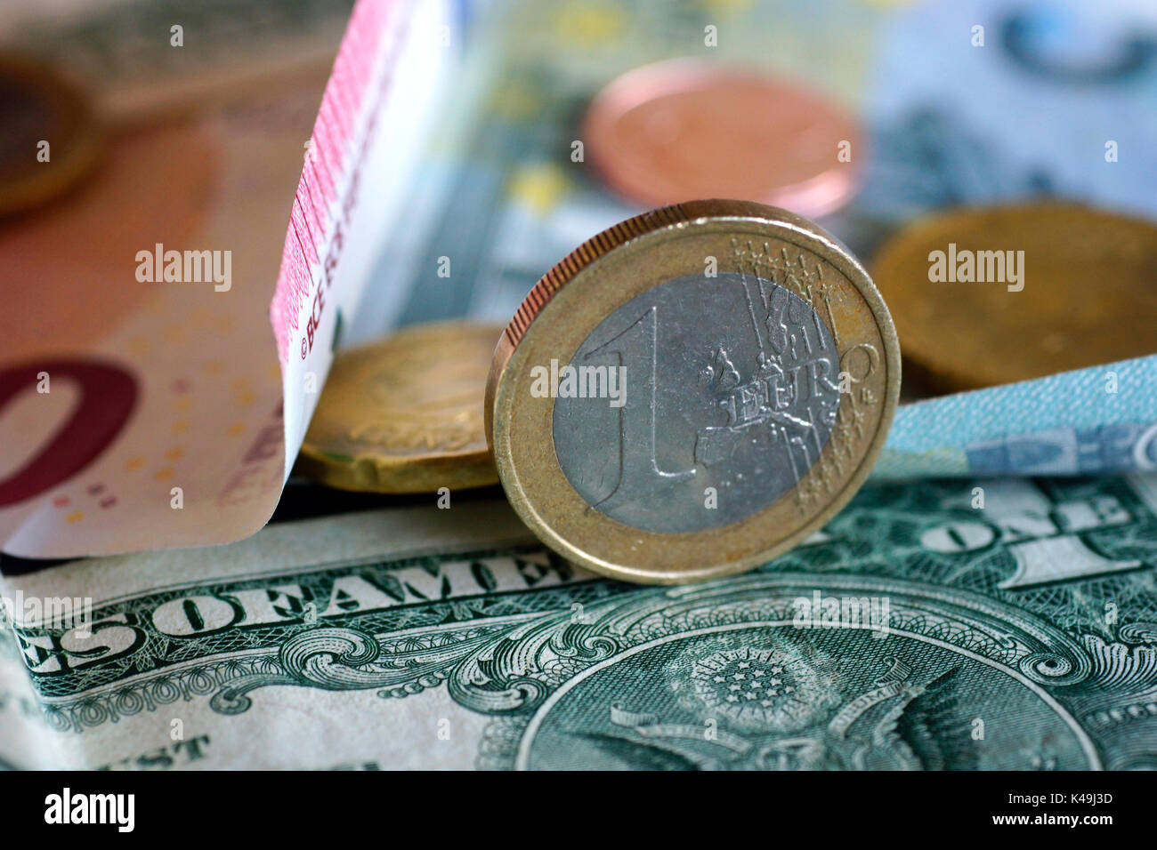 1 Euro und 1 Dollar Stockfoto