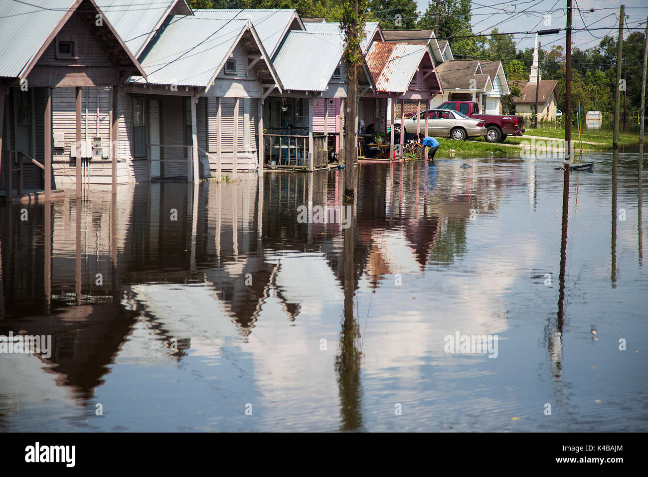 Reihen von Einfamilienhäusern sitzen in Hochwasser in der Nachmahd des Hurrikans Harvey September 4, 2017 in Orange, Texas. Stockfoto
