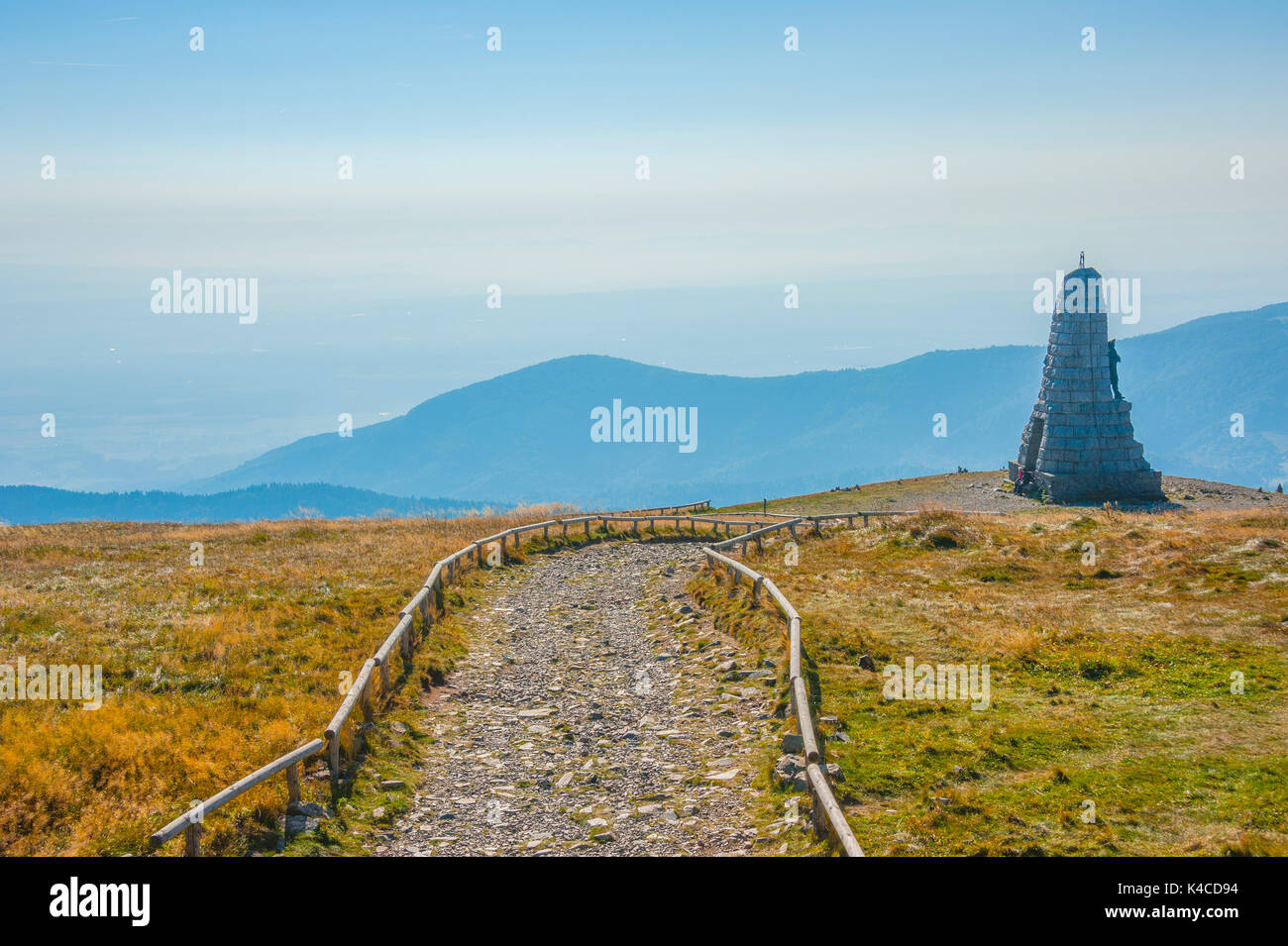 Auf Dem Gipfel Des Berges Grand Ballon, Höchster Berg Der Vogesen, Landschaft Der Ballons Des Vosges Naturpark, Elsass, Frankreich Stockfoto