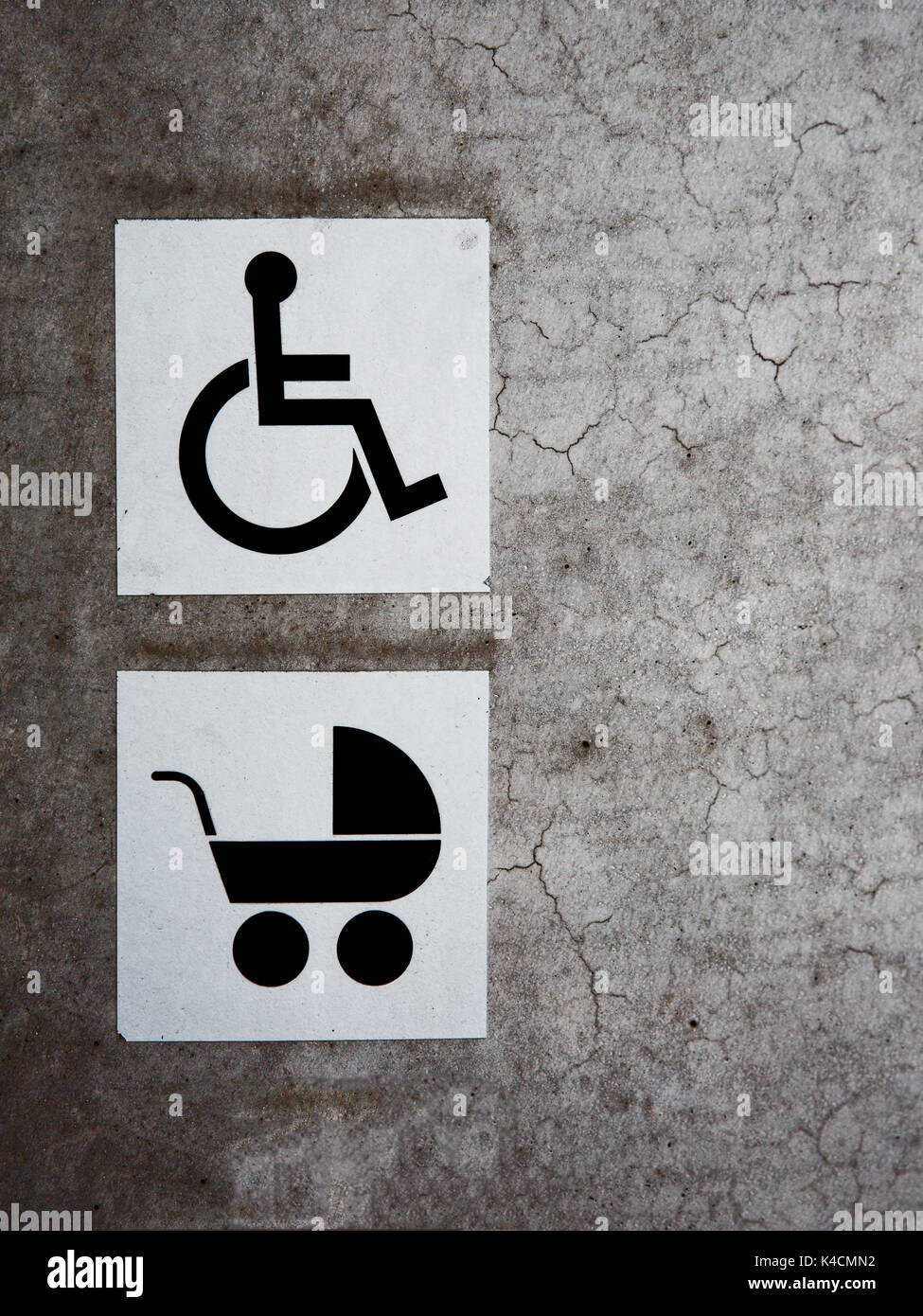 Behinderung, Piktogramme, Rollstuhl, Kinderwagen Stockfoto