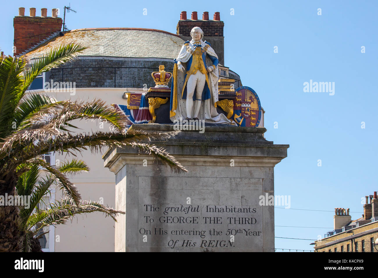 WEYMOUTH, Großbritannien - 15. AUGUST 2017: eine Statue von König Georg III. entlang der Küste in Weymouth Dorset, Großbritannien, am 15. August 2017. Stockfoto