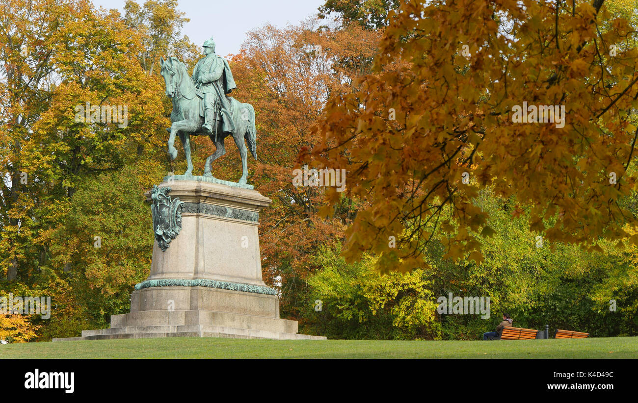 Hofgarten Coburg Mit Reiterdenkmal Ernst Ii., Herzog Von Sachsen, Coburg, Gotha Stockfoto