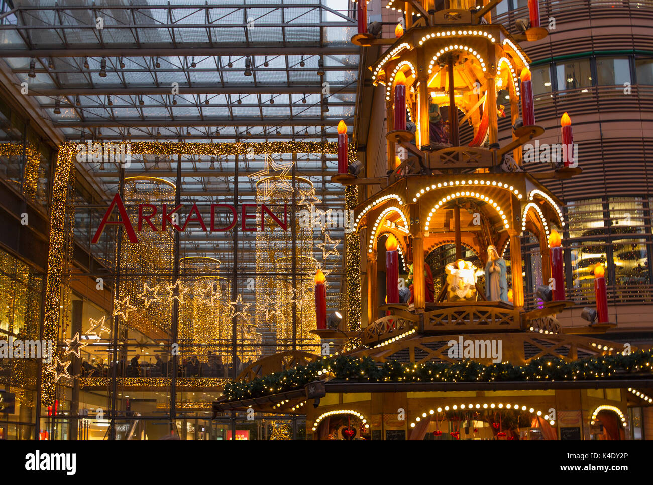 Potsdamer platz weihnachtsmarkt Fotos und Bildmaterial in hoher