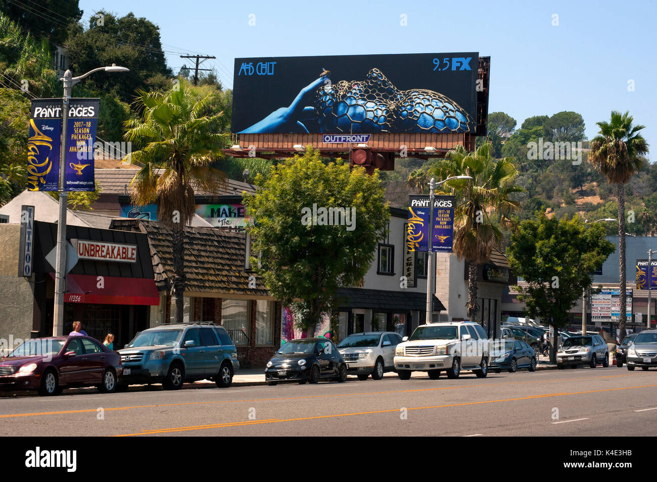 Reklametafeln Förderung der FX Serie tgelevision Kult in Studio City, CA Stockfoto