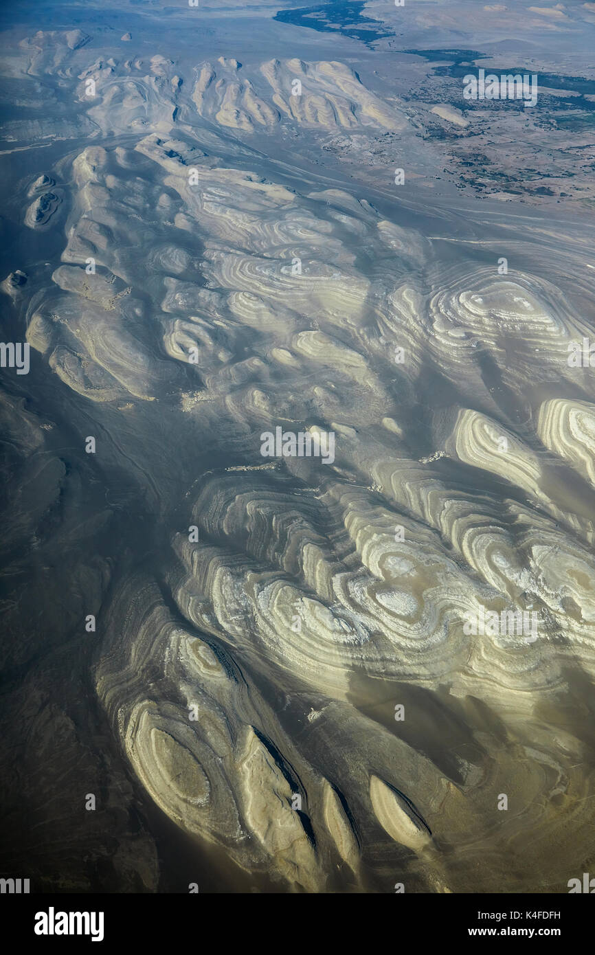 Erodierten Felsformationen des alten Meeresboden, Ocucaje Wüste, in der Nähe von Ica, Peru, Südamerika - Antenne Stockfoto