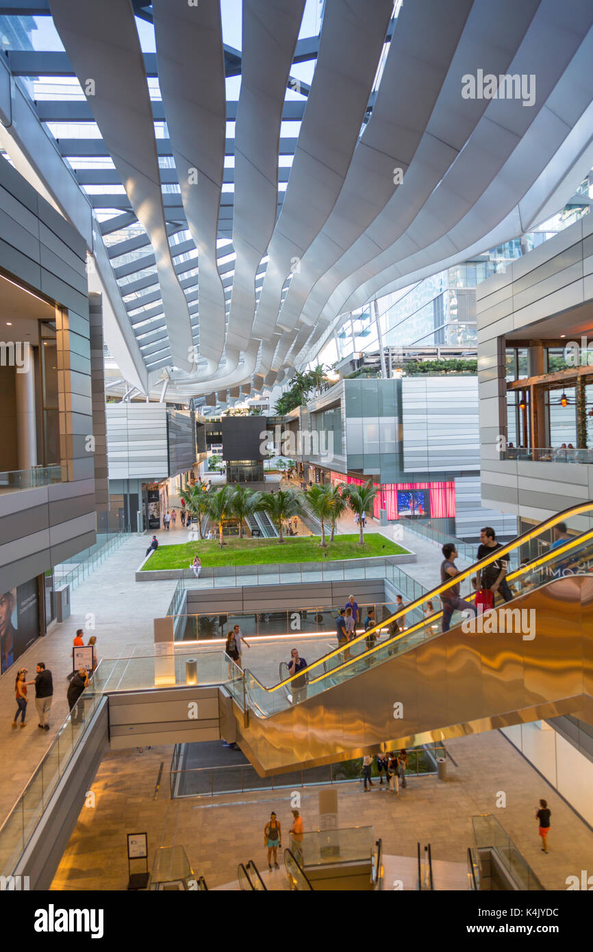 Interieur von Brickell City Centre Einkaufszentrum in der Innenstadt von Miami, Miami, Florida, Vereinigte Staaten von Amerika, Nordamerika Stockfoto