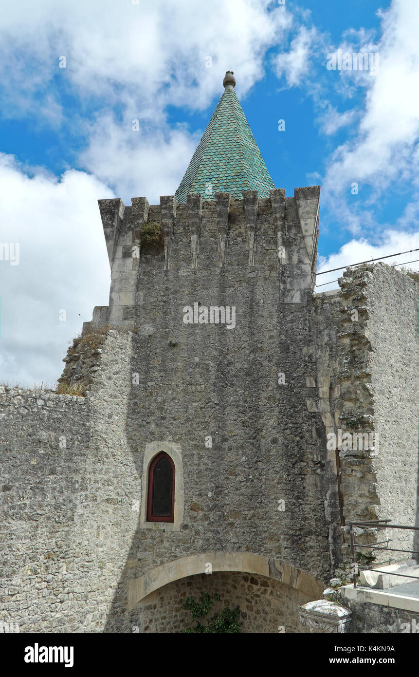 Schloss von Porto de Mos in Leiria, Portugal. Reiseziele und Sehenswürdigkeiten Stockfoto