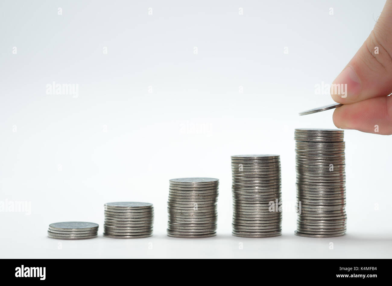 Tolles Konzept der Einsparungen, Wirtschaft, Haufen von Münzen. Stockfoto