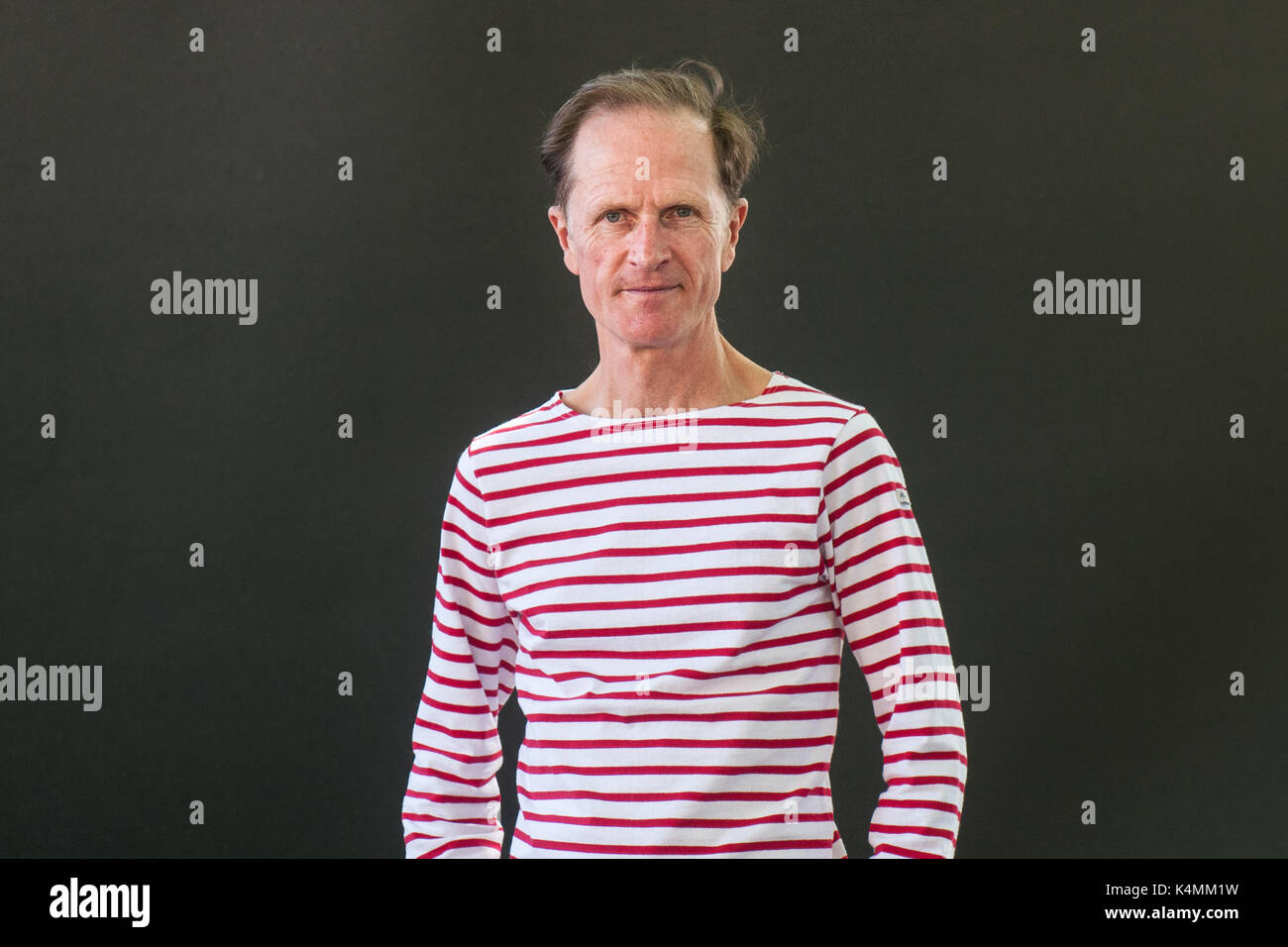 Der britische Schriftsteller, vor allem der Geschichte und Biografie philip Hoare besucht einen Fotoauftrag während des Edinburgh International Book Festival am 12. August, 20. Stockfoto