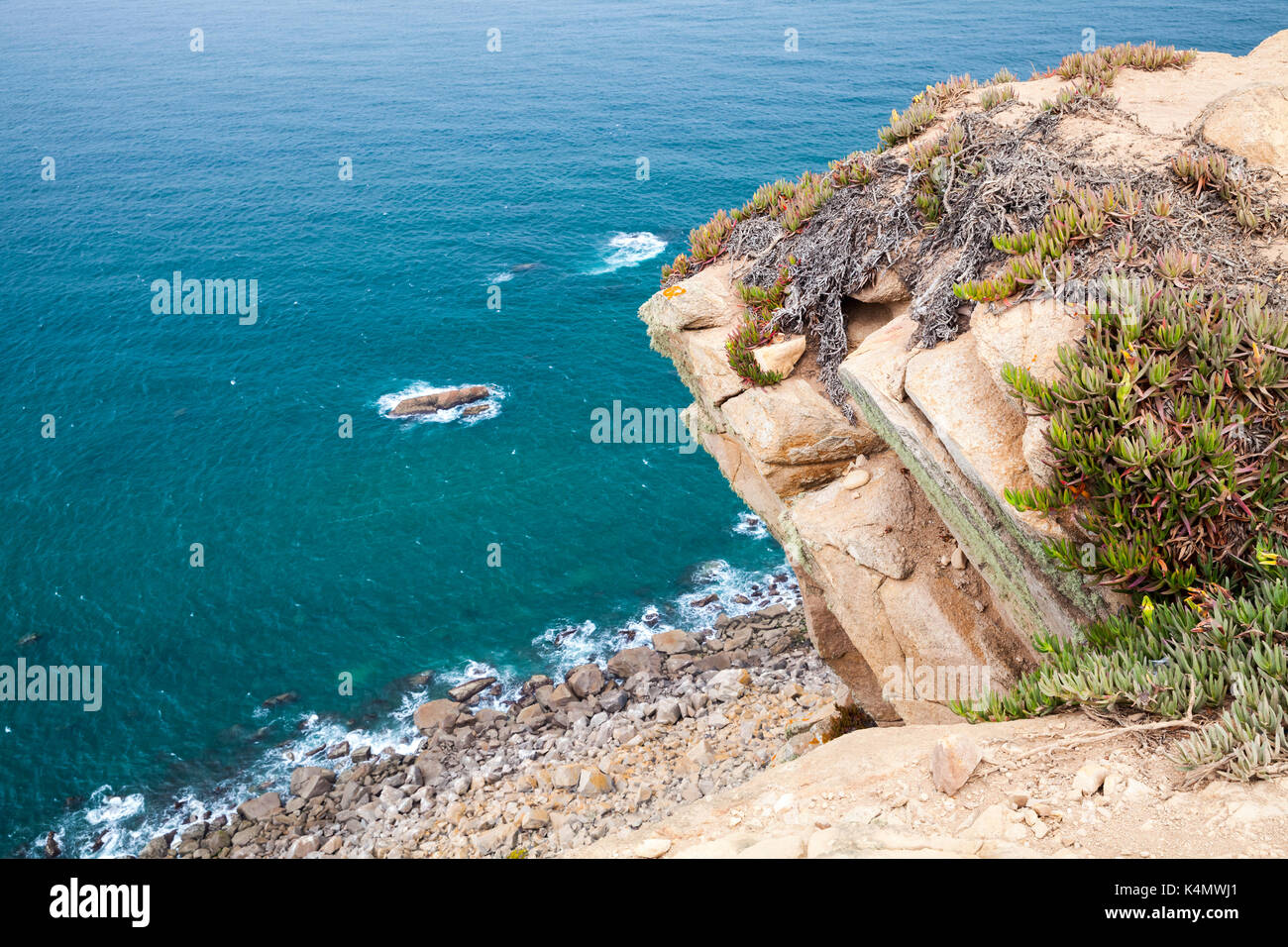 Die Felsen an der Küste von Cabo da Roca, der westlichste Punkt des europäischen Kontinents Stockfoto