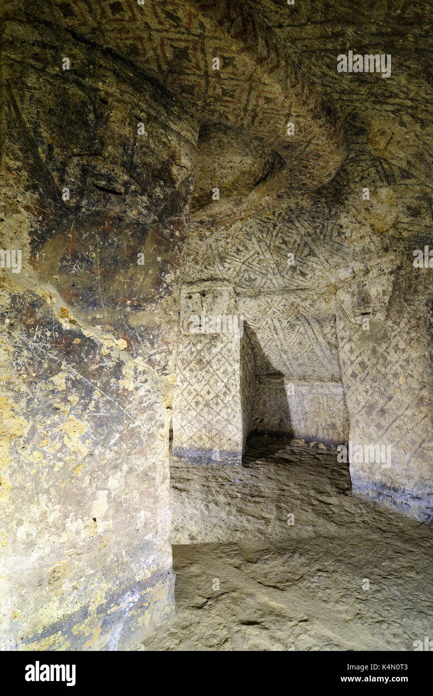 Kolumbien, Tierradentro (7. und 9.) ist ein großer Pre Columbian Attraktionen. Es gibt Beerdigung Höhlen gemalt mit rot, schwarz und Whte geometrischen Muster Stockfoto