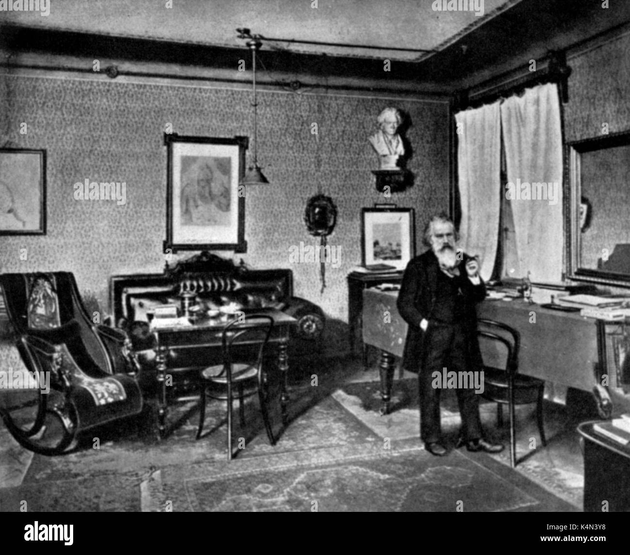 BRAHMS, J-in seine Wohnung in Wien deutscher Komponist (1833-1897) Stockfoto