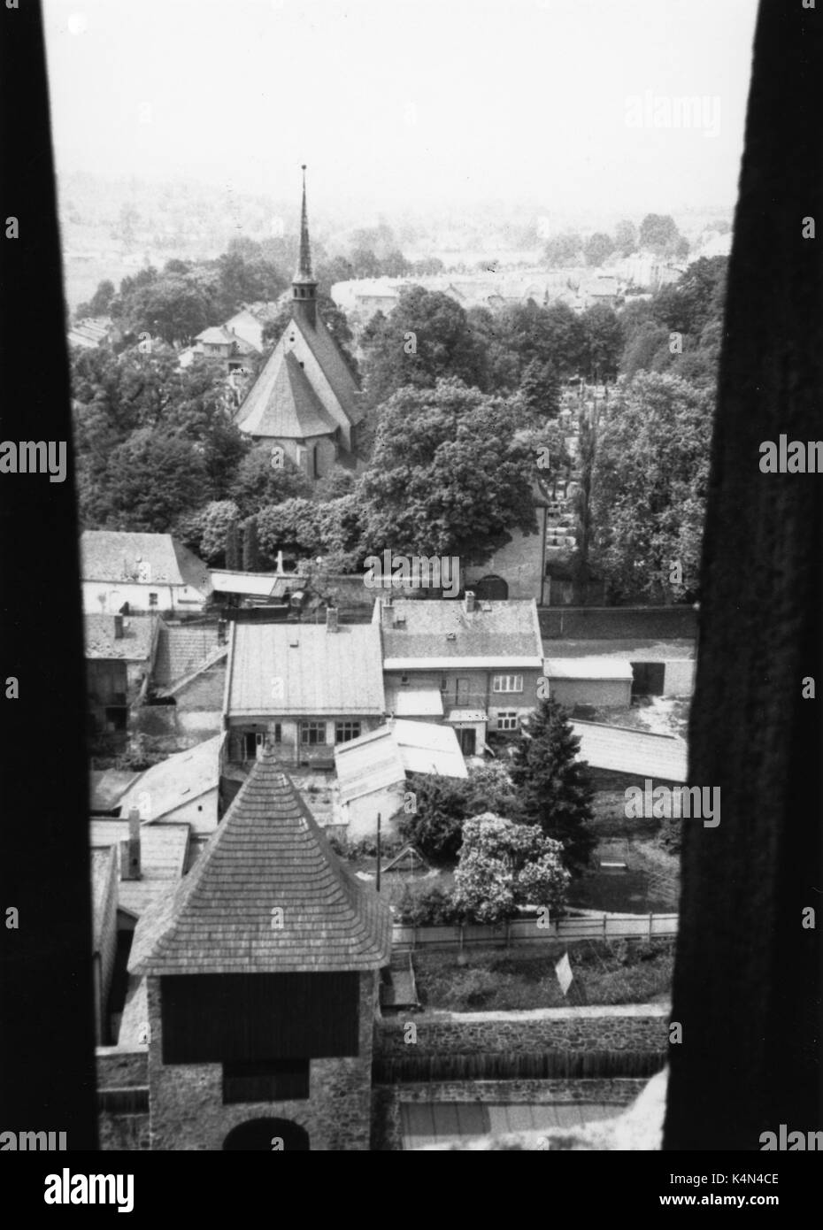 Bohuslav Martinu - Blick vom Turm der St. James' Church in Policka, wo er geboren wurde und seine Kindheit verbrachte. Die Familie lebte in der Turm wie sein Vater als Klingel- Ton-und Stadt Wächter gearbeitet. BM: tschechische Komponist, b. Dezember 8, 1890 - August 28, 1959. Stockfoto
