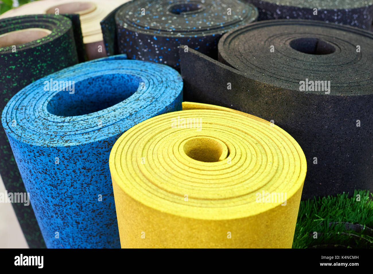 Kunststoff Gummi Bodenbeläge für Sporthallen Stockfoto