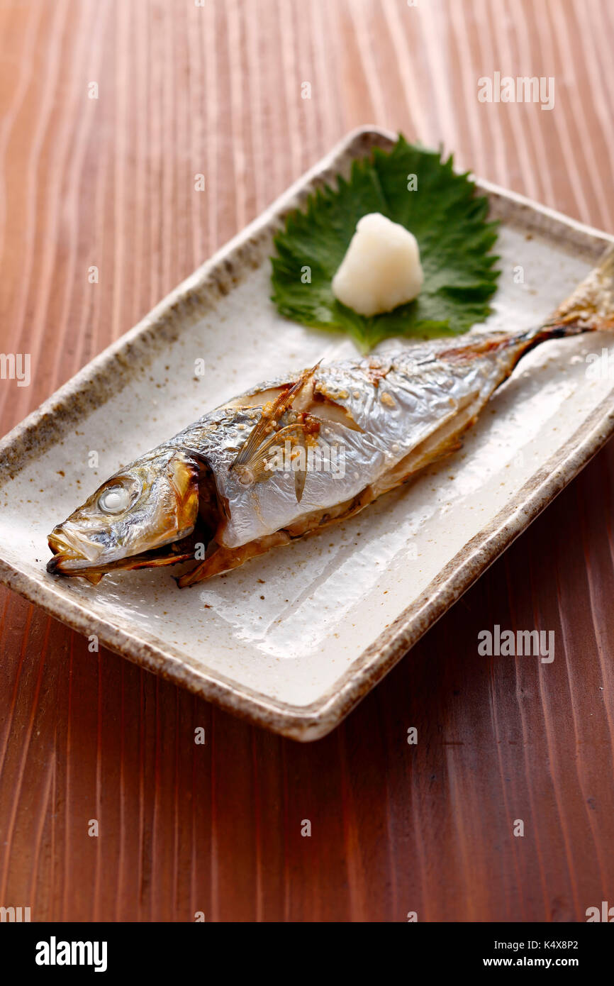 Japanischer Stil gegrillter Fisch Stockfoto