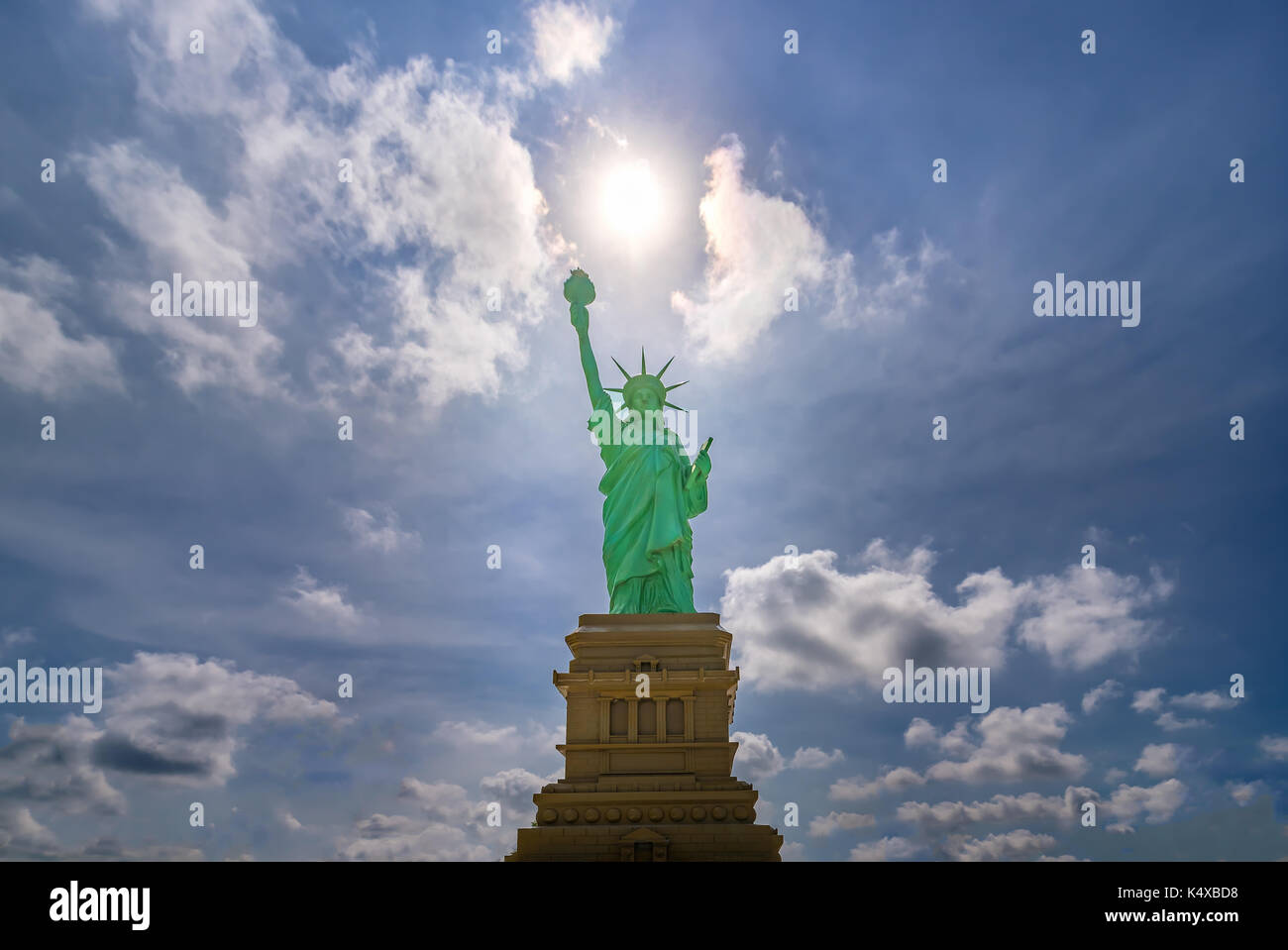 Architekturmodelle Freiheitsstatue ist architektonischen Wunder der Welt in touristischen Gebieten gebaut, um Besucher anzuziehen Stockfoto