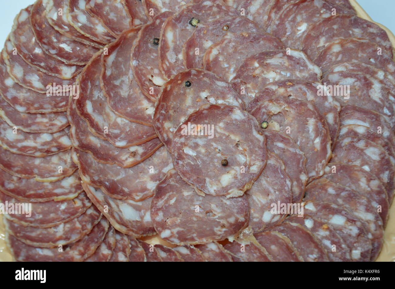 In Scheiben geschnittene Wurst Stockfoto