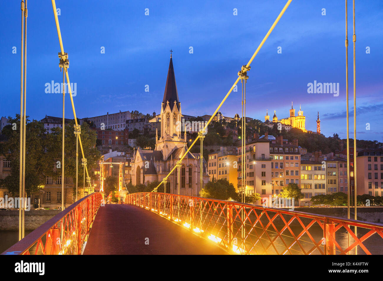 Lyon bei Nacht Stockfoto