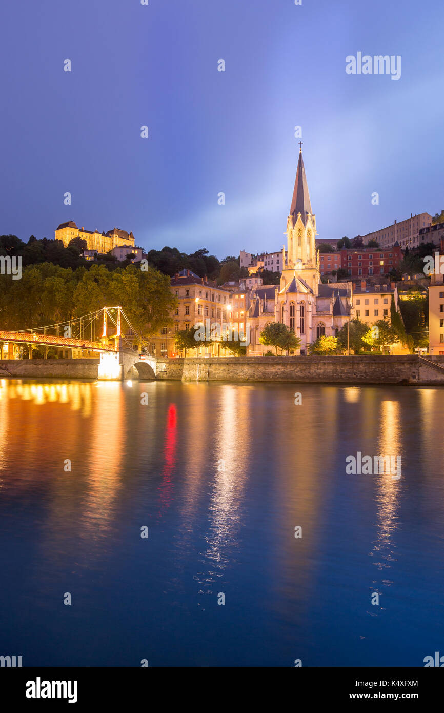 Lyon bei Nacht Stockfoto