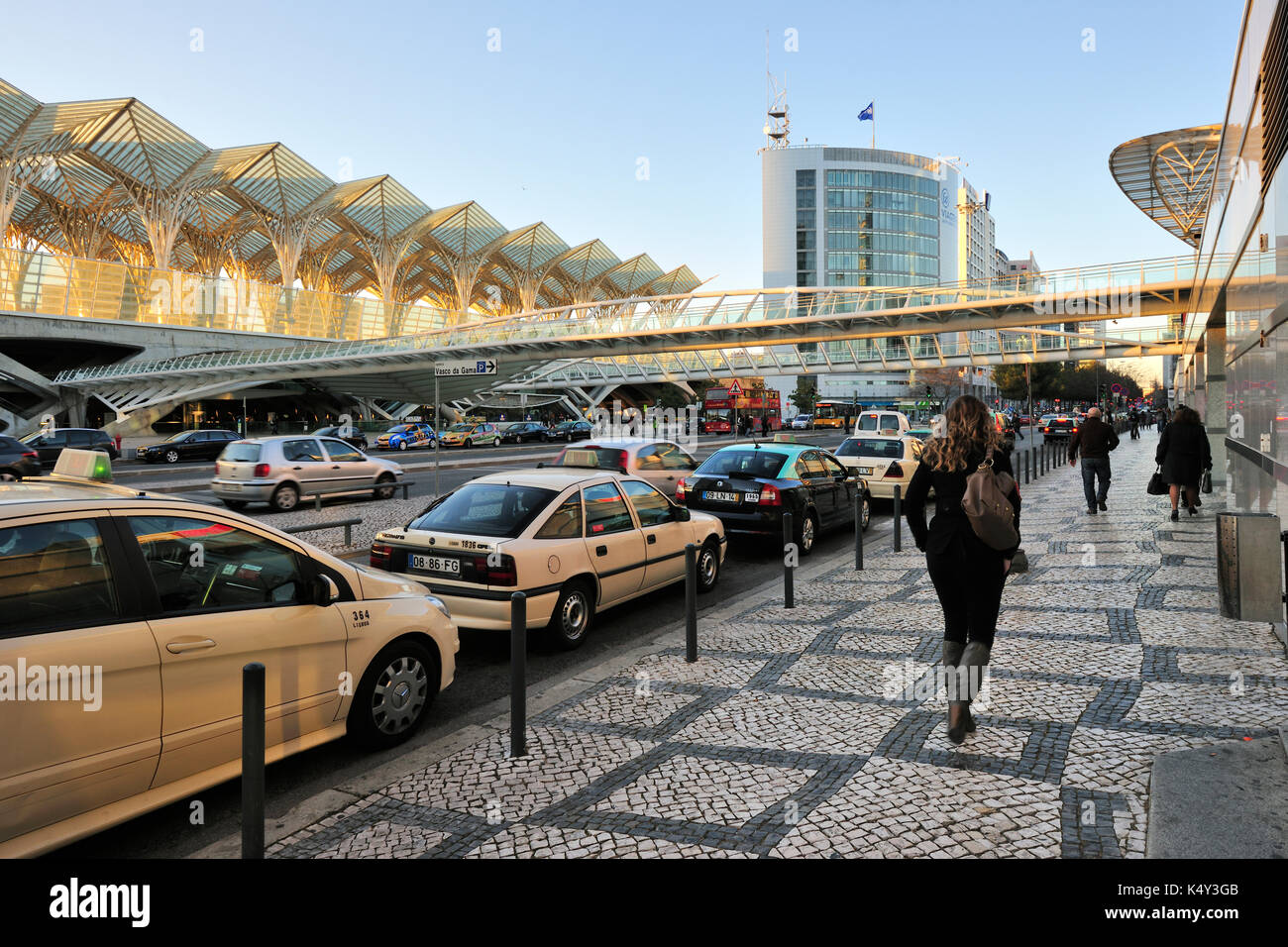 Bahnhof Oriente, entworfen vom Architekten Santiago Calatrava. Lissabon, Portugal Stockfoto