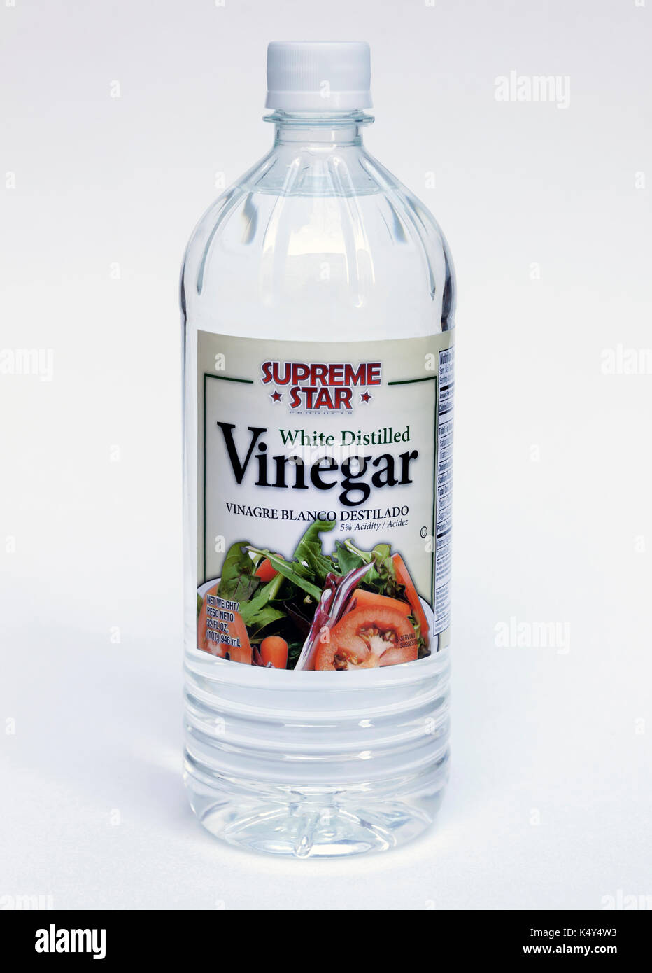 Weiß destillierter Essig in eine Flasche. Stockfoto